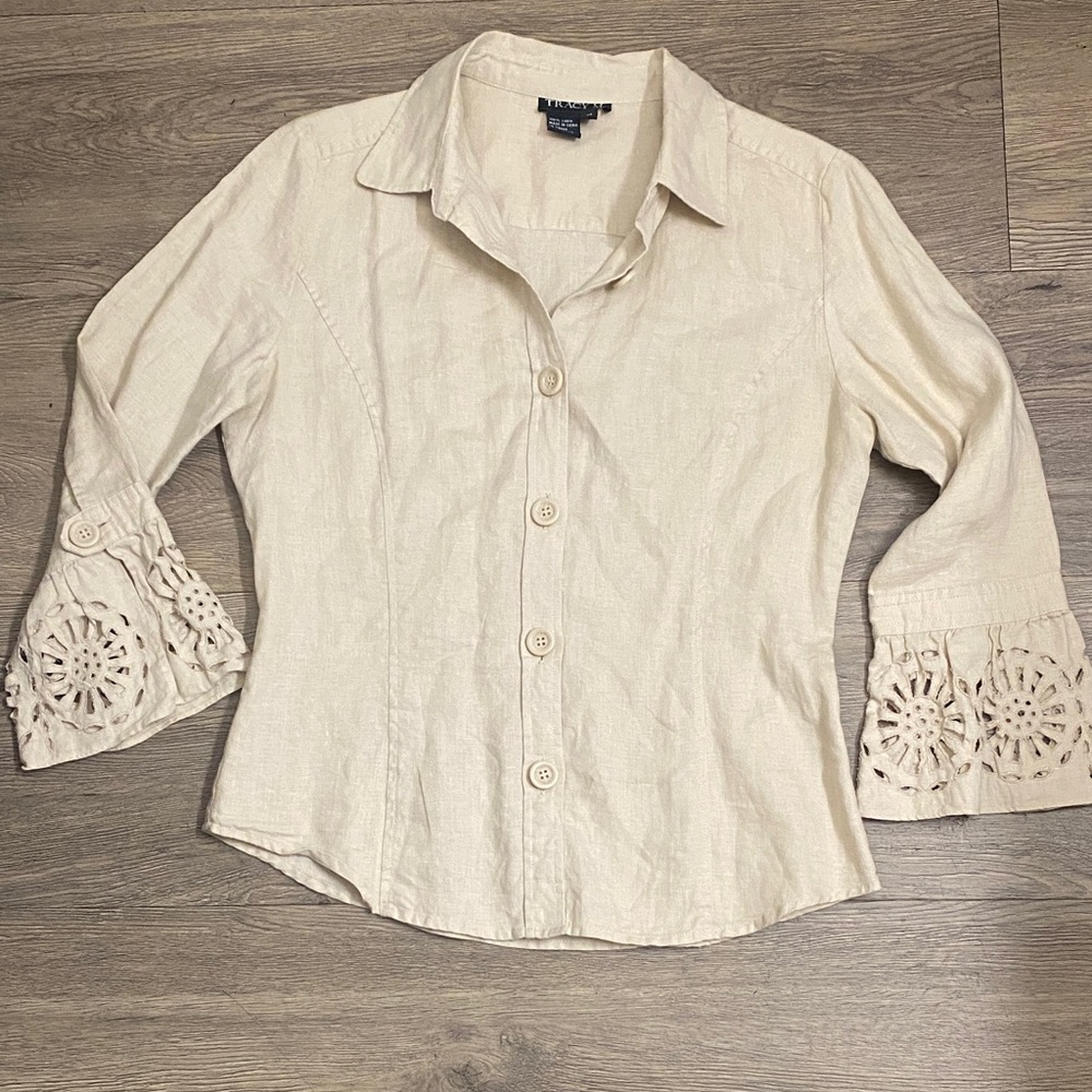 TRACY M. Beige Button-Down Shirt with Eyelet Lace Cuffs
